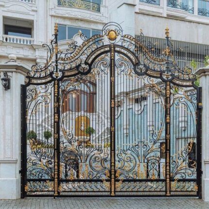 BIG DOOR